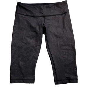 Lululemon capris